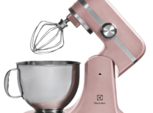 Robot de bucatarie roz Electrolux EKM4610